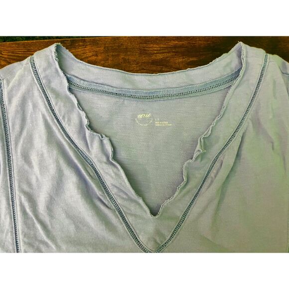 aerie flowy cropped notch neck t-shirt - Picture 8 of 11